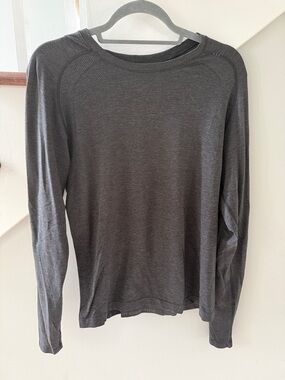 lululemon athletica Men's Long-Sleeve Crew - Charcoal